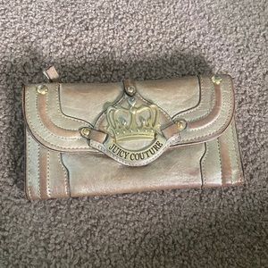 Juicy Couture wallet - BEST OFFER , Item MUST GO